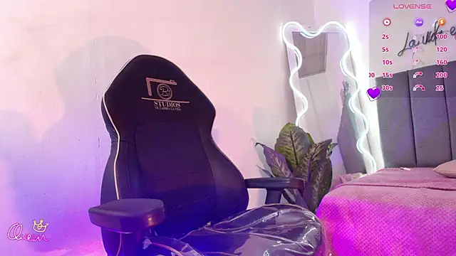 Snapshot of CHEERRY_TAY1 chatting on February 12, 2026, 7:13 pm CHEERRY TAY1 online show from February 12, 2026, 7:13 pm