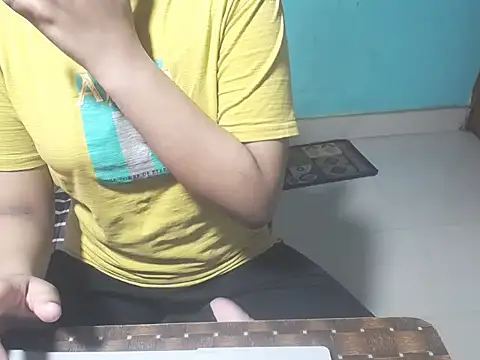 Snapshot of Bengal-princess chatting on December 16, 2025, 2:05 am Bengal-princess online show from December 16, 2025, 2:05 am