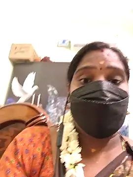 Snapshot of Tamil_Pallavi chatting on July 2, 2026, 5:35 am Tamil Pallavi online show from July 2, 2026, 5:35 am