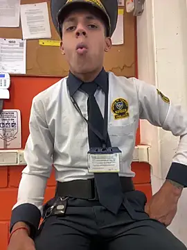 vispera online show from April 12, 2026, 8:45 pm