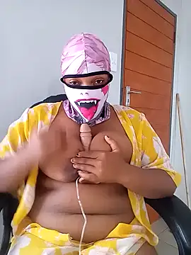 Snapshot of Tamia91 chatting on December 2, 2025, 12:18 pm Tamia91 online show from December 2, 2025, 12:18 pm