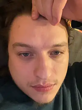 Snapshot of CletusBradburry chatting on December 2, 2025, 1:06 am CletusBradburry online show from December 2, 2025, 1:06 am