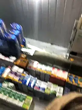 Imoly69 online show from December 1, 2025, 9:15 pm