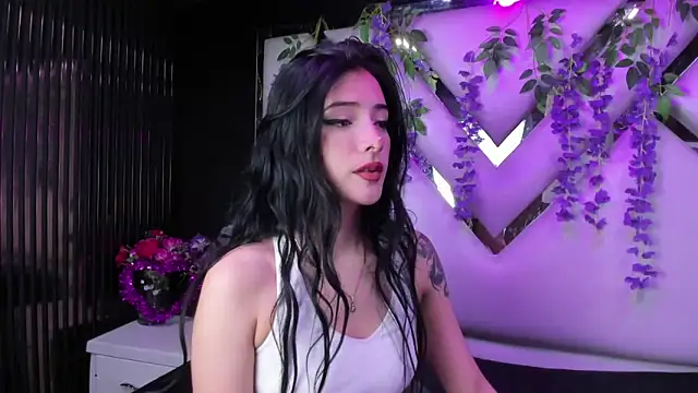 liinzy rouse69 online show from April 7, 2026, 2:08 pm