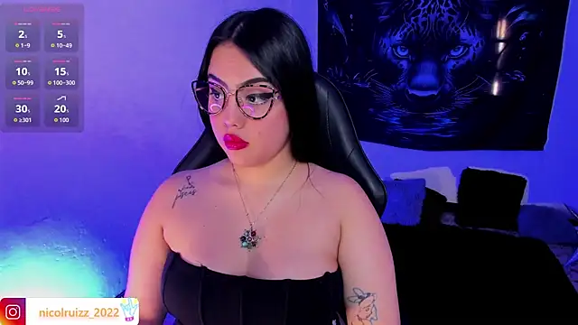 Snapshot of Nicolle_Ruizz chatting on May 26, 2026, 8:29 pm Nicolle Ruizz online show from May 26, 2026, 8:29 pm