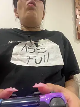 Snapshot of Slut_Dirty_Nastyy chatting on February 20, 2026, 1:24 am Slut Dirty Nastyy online show from February 20, 2026, 1:24 am