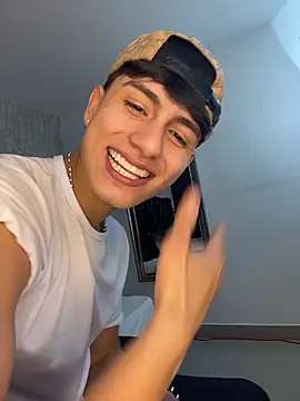 Snapshot of Lander_Cruz chatting on February 27, 2026, 6:08 pm Lander Cruz online show from February 27, 2026, 6:08 pm