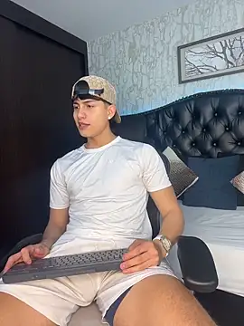 Snapshot of Lander_Cruz chatting on February 10, 2026, 9:03 pm Lander Cruz online show from February 10, 2026, 9:03 pm