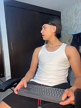 Snapshot of Lander_Cruz chatting on February 7, 2026, 5:54 pm Lander Cruz online show from February 7, 2026, 5:54 pm