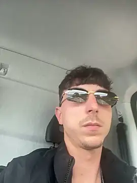 Davide9910x online show from May 20, 2026, 10:56 am