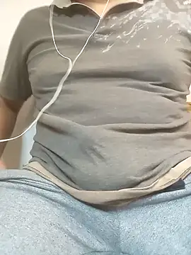 Snapshot of Ronny_Ron chatting on December 5, 2025, 3:05 am Ronny Ron online show from December 5, 2025, 3:05 am