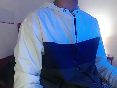 Snapshot of BlakeNoir_ chatting on February 4, 2026, 12:11 pm BlakeNoir online show from February 4, 2026, 12:11 pm