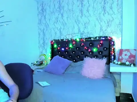 Snapshot of BlakeNoir_ chatting on December 16, 2025, 8:57 pm BlakeNoir online show from December 16, 2025, 8:57 pm