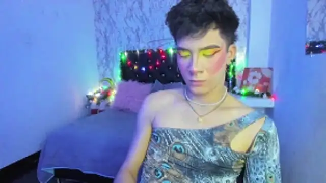 Snapshot of BlakeNoir_ chatting on December 17, 2025, 7:30 pm BlakeNoir online show from December 17, 2025, 7:30 pm