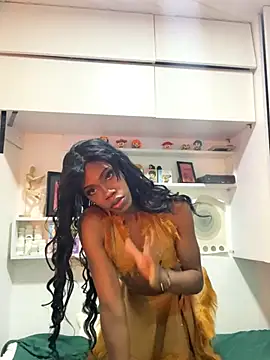 KEIKEI o online show from December 2, 2025, 5:42 am