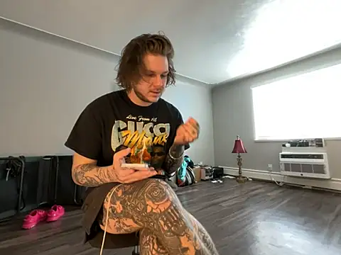 Tatertats online show from December 2, 2025, 8:43 pm