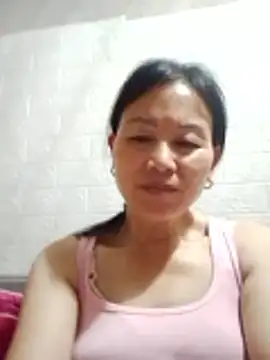 Lili-123k online show from April 16, 2026, 8:53 pm