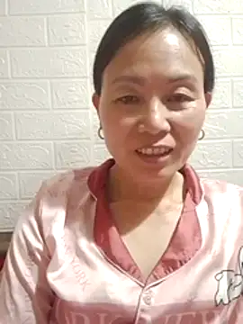 Lili-123k online show from March 11, 2026, 5:45 am