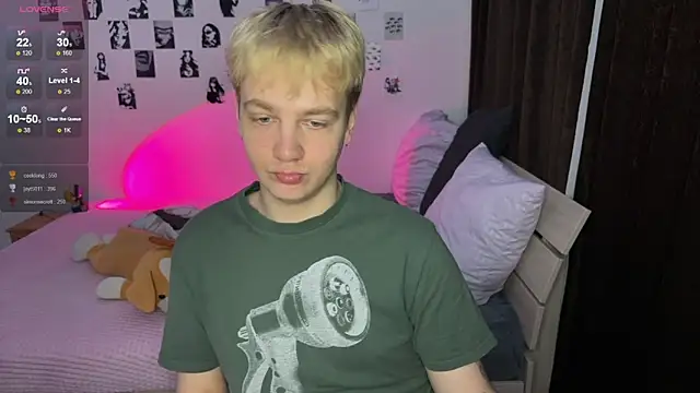 Snapshot of olivertasty2 chatting on December 2, 2025, 6:26 am olivertasty2 online show from December 2, 2025, 6:26 am