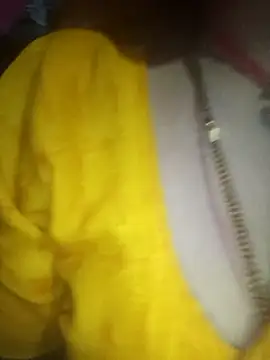 Your-shreya143 online show from April 11, 2026, 7:28 pm