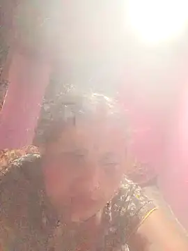 Your-shreya143 online show from March 17, 2026, 3:37 pm