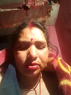 Your-shreya143 online show from February 1, 2026, 9:57 pm