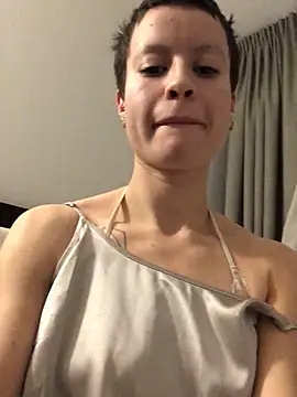 YoungDutchRuby online show from December 2, 2025, 7:26 pm