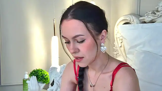 MonicaMercer online show from March 25, 2026, 7:52 am