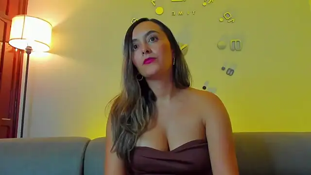 Victoria Rose  online show from May 23, 2026, 8:08 pm
