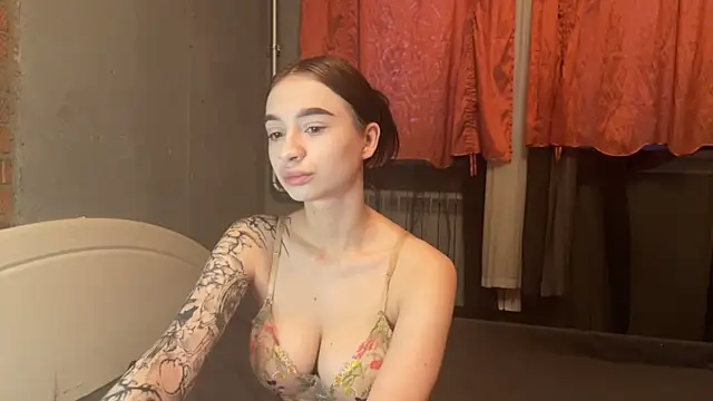 Snapshot of imChatty_Alice chatting on May 30, 2026, 1:23 am imChatty Alice online show from May 30, 2026, 1:23 am