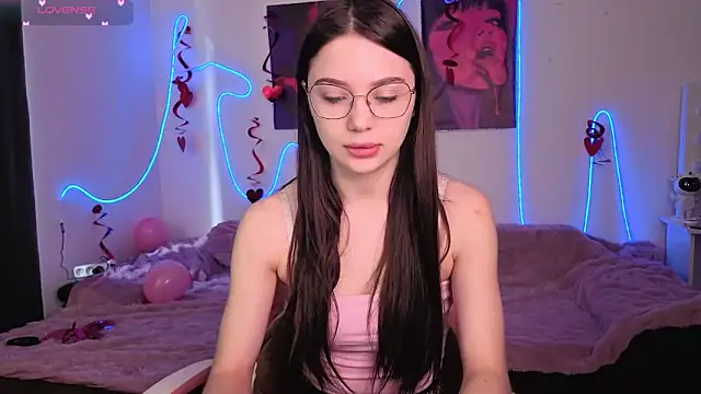 AlishaMolly online show from February 27, 2026, 8:25 am