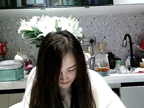 Snapshot of Monica8810 chatting on December 16, 2025, 5:06 pm Monica8810 online show from December 16, 2025, 5:06 pm