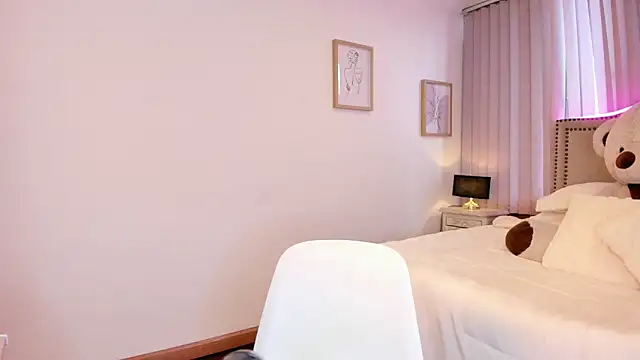 lya  brown online show from February 20, 2026, 11:45 am