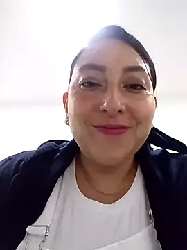 Valeria montana  online show from June 16, 2026, 12:05 pm