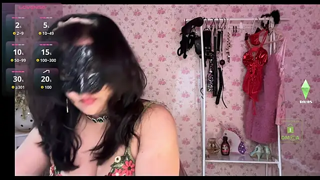 Arielyn 009 online show from December 19, 2025, 1:02 pm