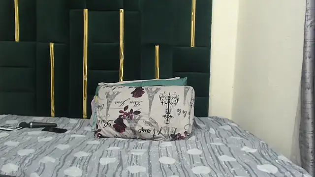 Snapshot of SweetdelightXXXX chatting on February 20, 2026, 7:49 pm SweetdelightXXXX online show from February 20, 2026, 7:49 pm