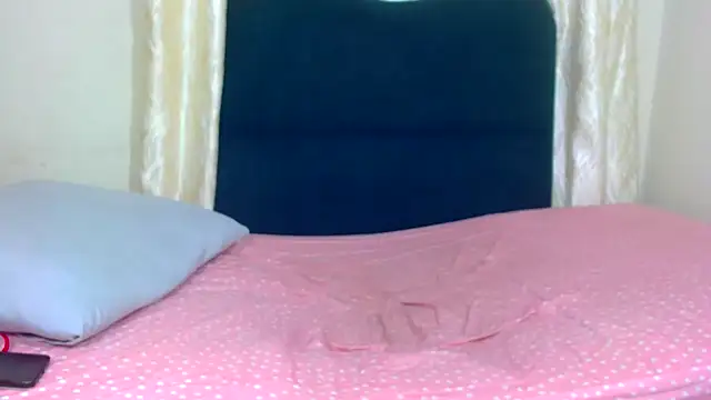 Snapshot of SweetdelightXXXX chatting on January 17, 2026, 5:27 pm SweetdelightXXXX online show from January 17, 2026, 5:27 pm