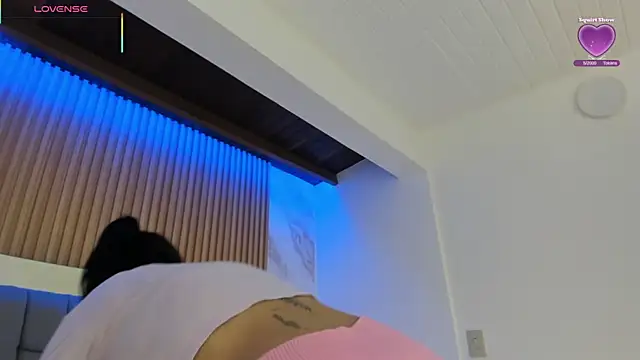 Snapshot of gerald_withe chatting on January 18, 2026, 12:52 pm gerald withe online show from January 18, 2026, 12:52 pm