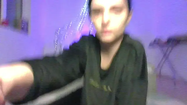 Snapshot of kawaii_lavinaa chatting on December 4, 2025, 5:45 pm kawaii lavinaa online show from December 4, 2025, 5:45 pm