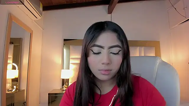 Zoei Moon online show from January 13, 2026, 7:07 pm