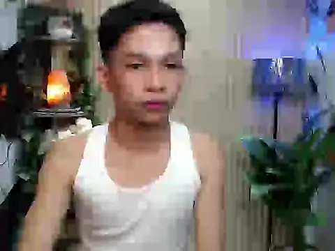 TheBoyAboveYou online show from December 4, 2025, 4:50 pm