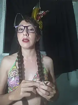 Snapshot of Cristal_azul777 chatting on January 13, 2026, 3:32 am Cristal azul777 online show from January 13, 2026, 3:32 am