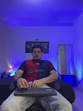 williamsmiiths16 online show from May 21, 2026, 10:01 am