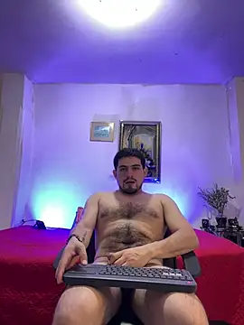 williamsmiiths16 online show from March 11, 2026, 12:26 am