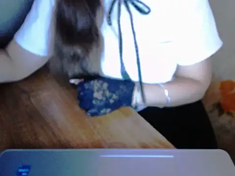 Snapshot of maian_love chatting on May 19, 2026, 6:04 pm maian love online show from May 19, 2026, 6:04 pm
