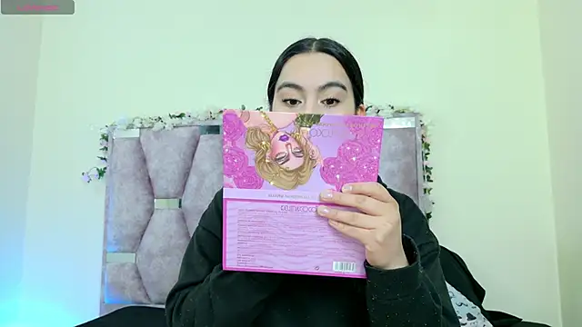 Snapshot of iris_and_damian chatting on January 16, 2026, 4:22 pm iris and damian online show from January 16, 2026, 4:22 pm