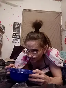 snowbird1117 online show from January 17, 2026, 12:42 pm