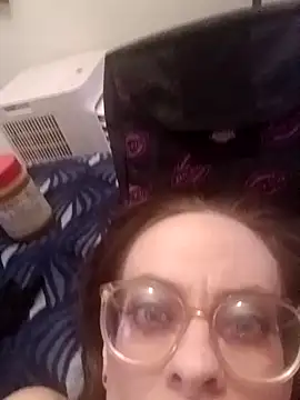 snowbird1117 online show from January 9, 2026, 4:58 pm