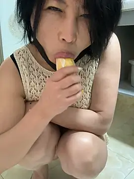 Snapshot of luckybaby666999 chatting on May 14, 2026, 1:24 am luckybaby666999 online show from May 14, 2026, 1:24 am