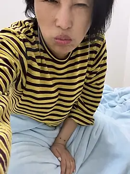 Snapshot of luckybaby666999 chatting on May 18, 2026, 4:40 am luckybaby666999 online show from May 18, 2026, 4:40 am